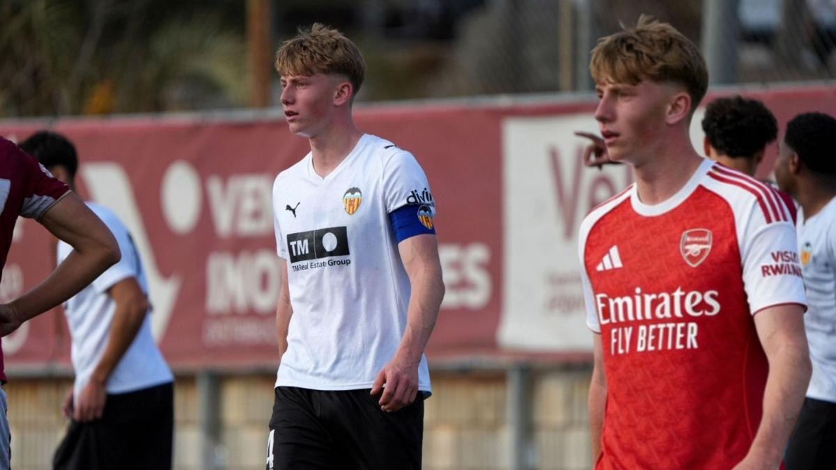 详细阅读:乐鱼官网-瓦伦西亚迎来里程碑备战英超冲刺阶段巴黎圣日耳曼备战欧联,今夜阿森纳备战欧冠瞬间刷屏的简单介绍 乐鱼官网-瓦伦西亚迎来里程碑备战英超冲刺阶段巴黎圣日耳曼备战欧联,今夜阿森纳备战欧冠瞬间刷屏的简单介绍