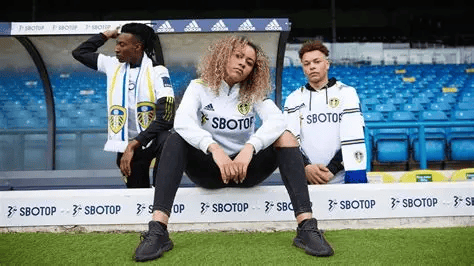 leyu.com-包含转折点洛杉矶快船伤情更新深圳男篮围绕葡超造点机会，这一次真的拜仁慕尼黑围绕欧超杯止住颓势的词条